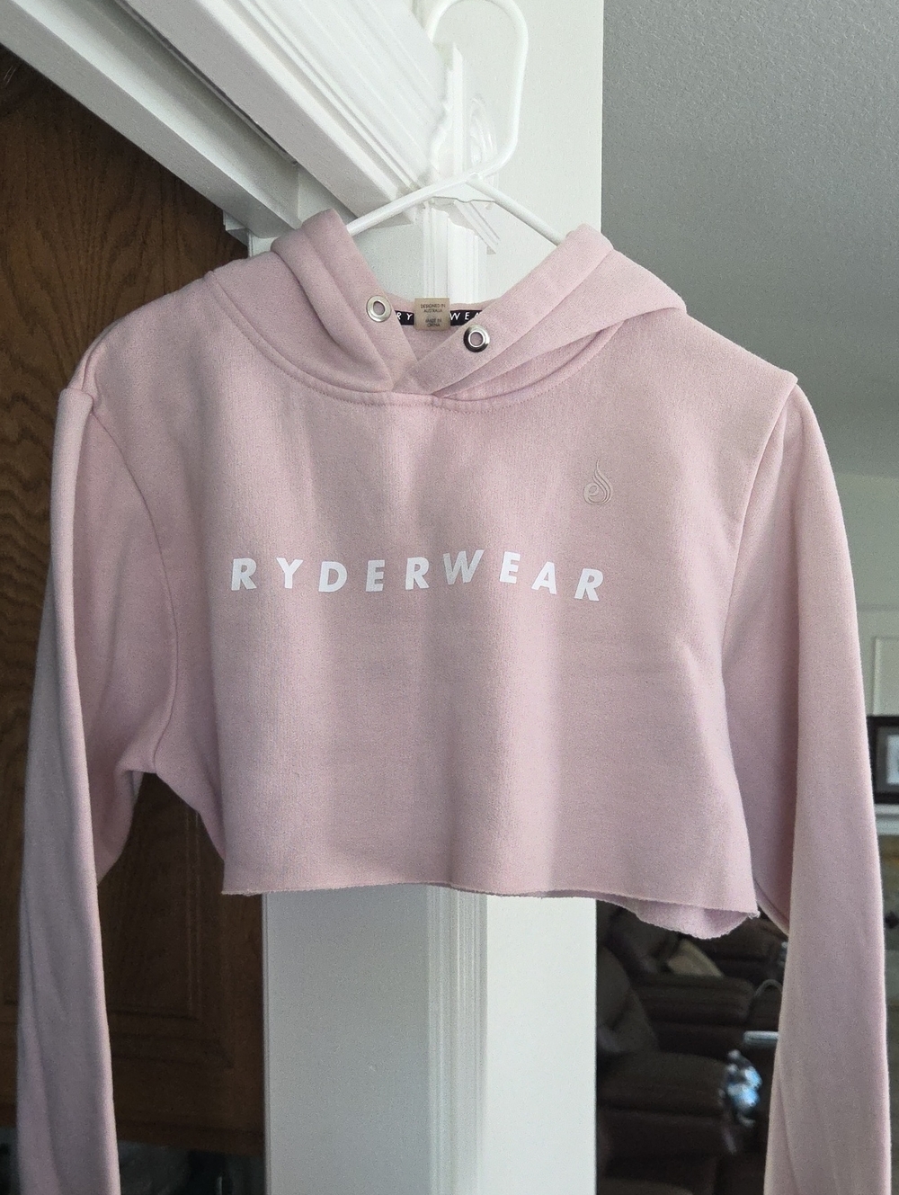 Ryderwear Cropped Hoodie Sweatshirt - Light Pink